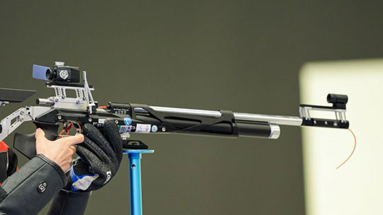 射击世界杯王子菲/盛李豪夺冠