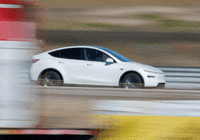 马斯克彻底放手，得州惊现“幽灵车”！特斯拉股