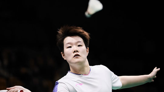 羽毛球亚锦赛迎来开门红 刘圣书收下最好的生日礼物